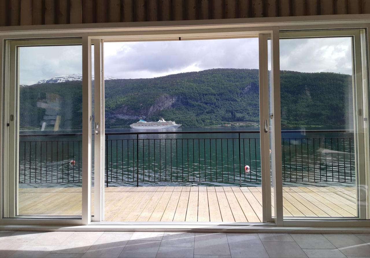 Stryn Fjord Lodge Faleide 130 Esterno foto